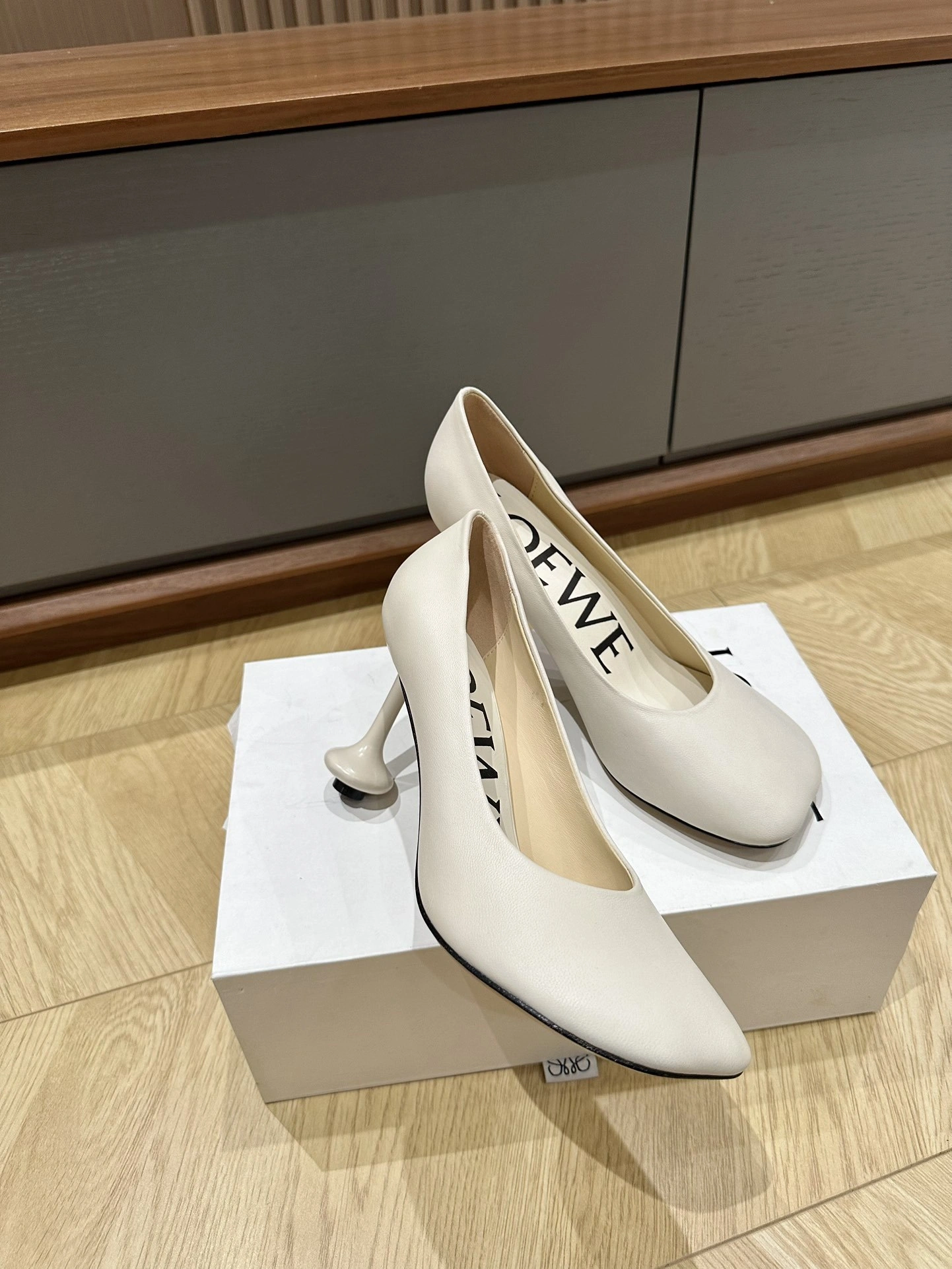 COCO-- 8o5w5 L814S01X64-2100 Calfskin sheepskin Heel height：8.5CM item:E-X000C2013